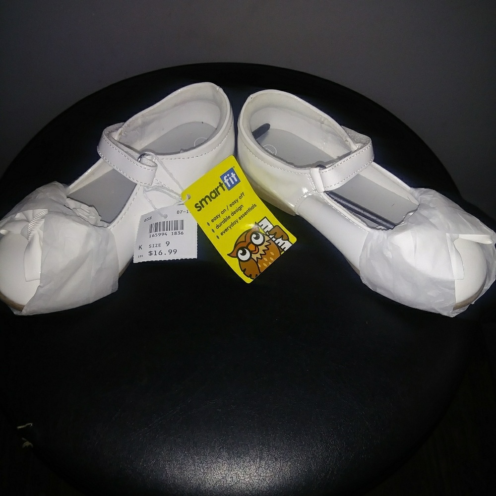 Dress shoes